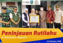Pastikan Masyarakat Tempati Hunian Layak, Gubernur Khofifah: Alhamdulillah 158 Rutilahu di Nganjuk Rampung 100 Persen